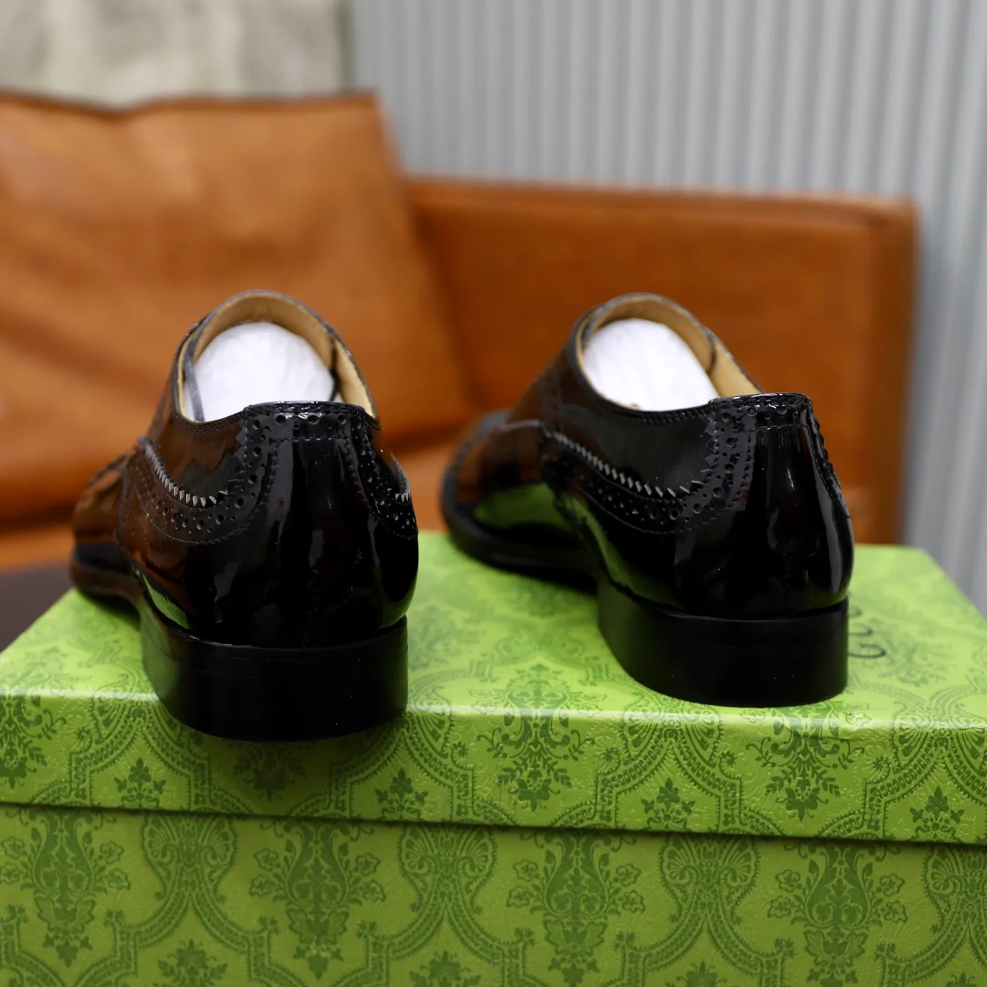 Men's shoes 💰660💰🙅‍♂️🙅‍♂️🙅‍♂️Niuli Brand: Gucci GuCCI Standard code: Men's code 39-44 (45 can be customized) Grade: Same style as the official website Original quality Material: Original cowhide surface Comfortable cowhide lining Original outsole Style category: Men's fashionable casual leather shoes Distinguished big-name luxury elements, top luxury Color: actual picture color